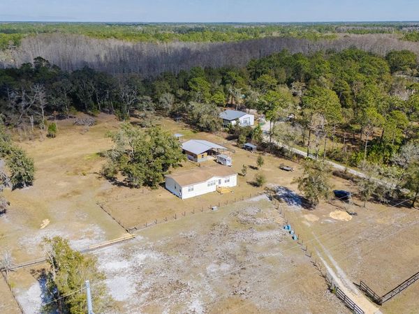 2100 E Kicklighter Road, Lake Helen, FL 32744