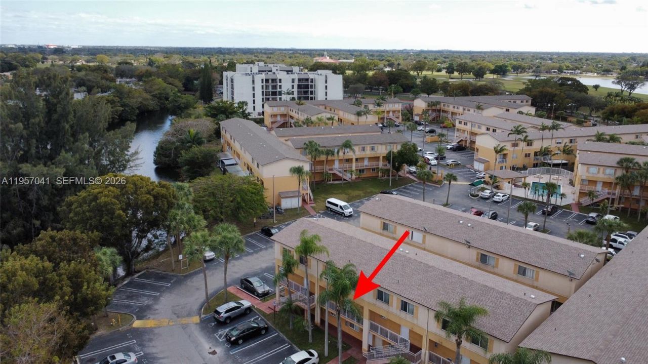 6205 Kendale Lakes Cir, Unit 289, Miami, FL 33183 Photo