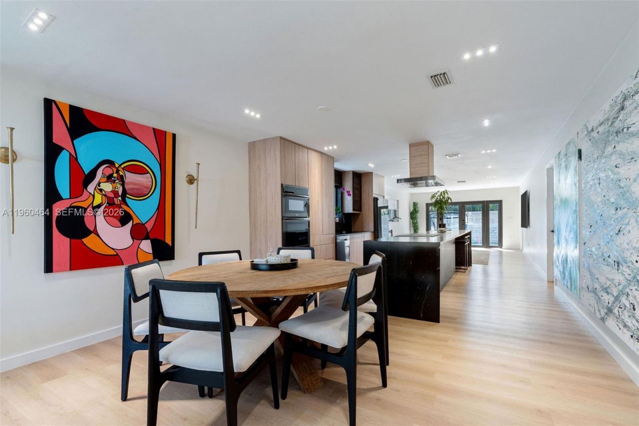 6246 SW 10th St, West Miami, FL 33144 Photo