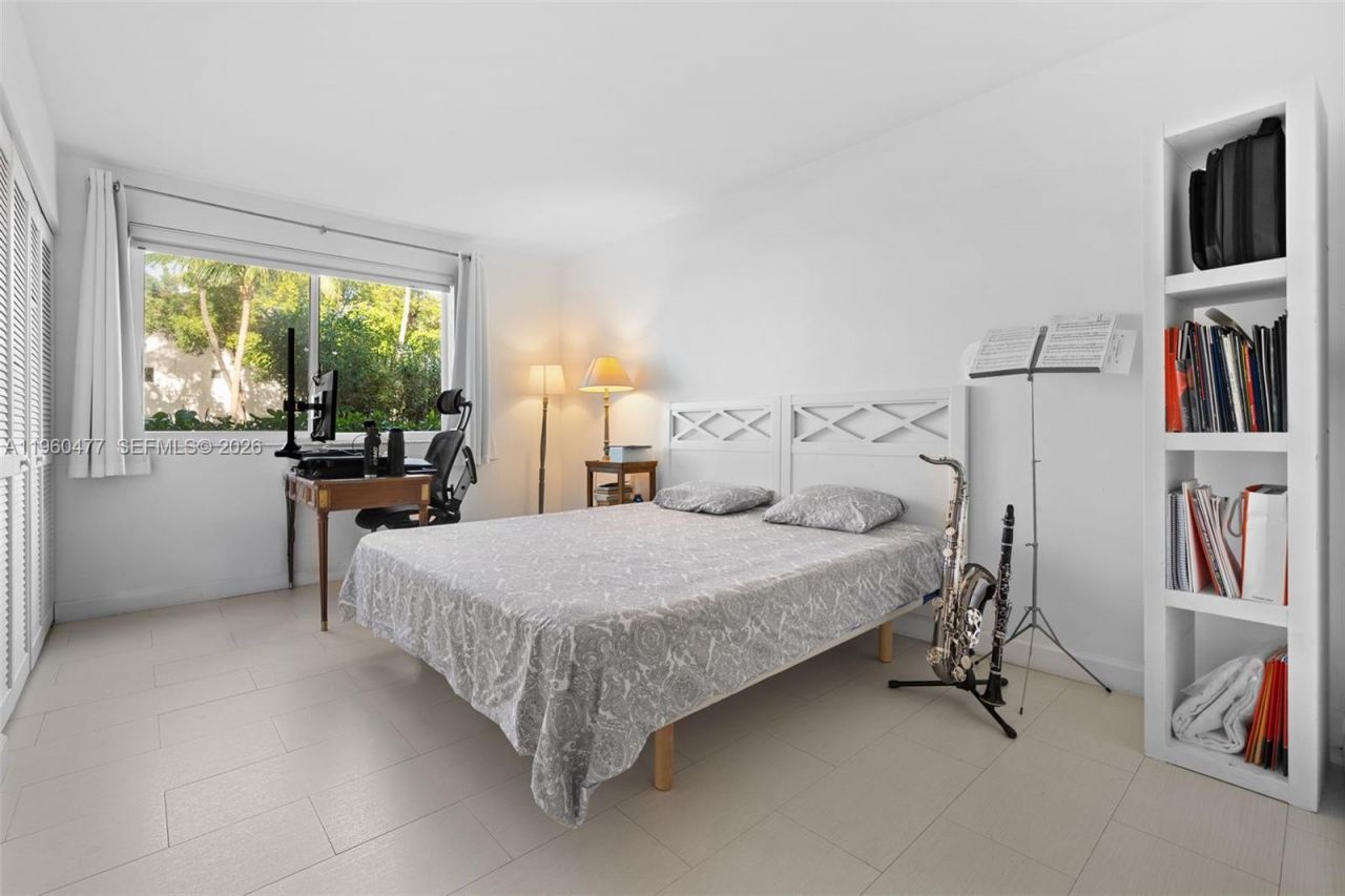 240 Galen Drive , Unit 109, Key Biscayne, FL 33149 Photo