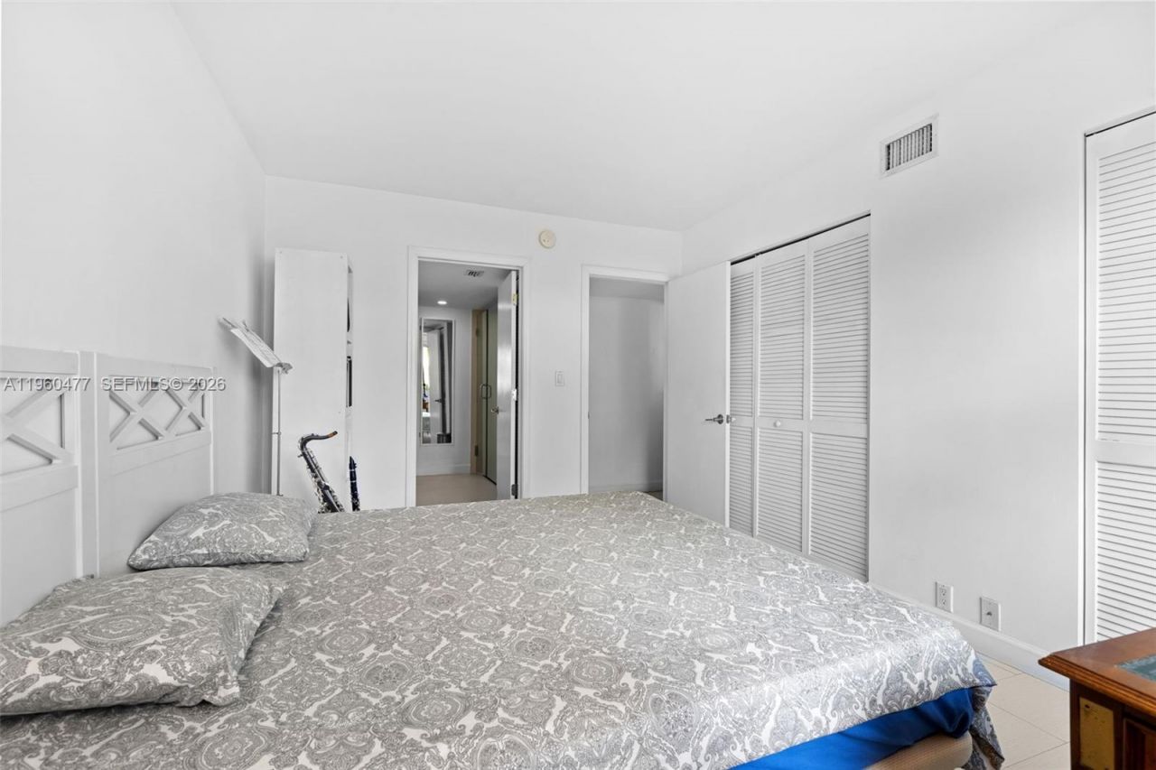 240 Galen Drive , Unit 109, Key Biscayne, FL 33149 Photo