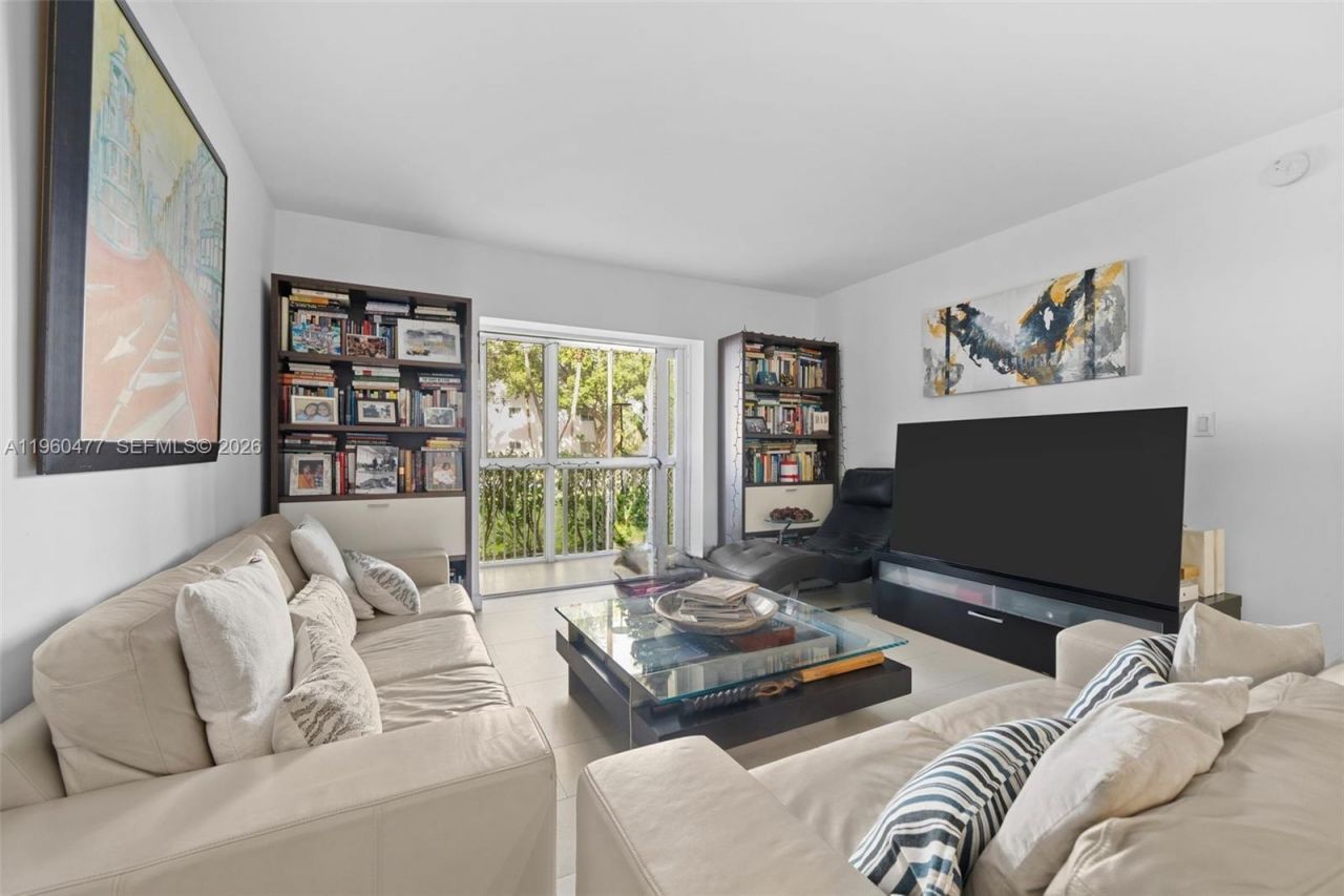 240 Galen Drive , Unit 109, Key Biscayne, FL 33149 Photo