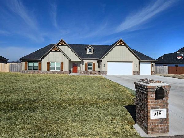 318 E Bandera Street, Stillwater, OK 74074