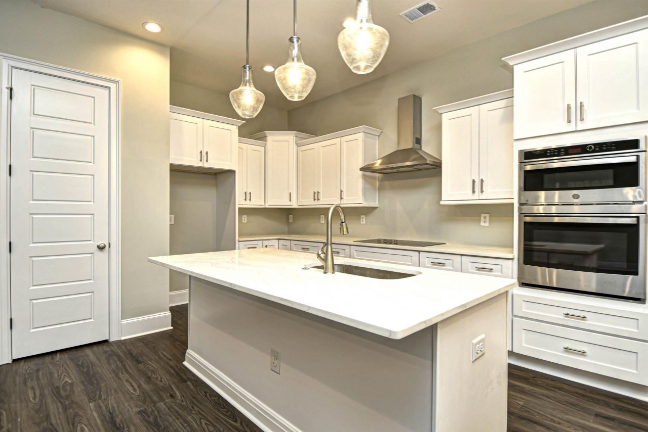 289 Waterfall Circle Photo 10