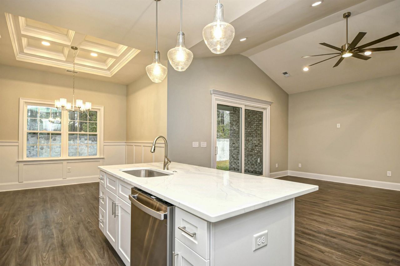 289 Waterfall Circle Photo 11