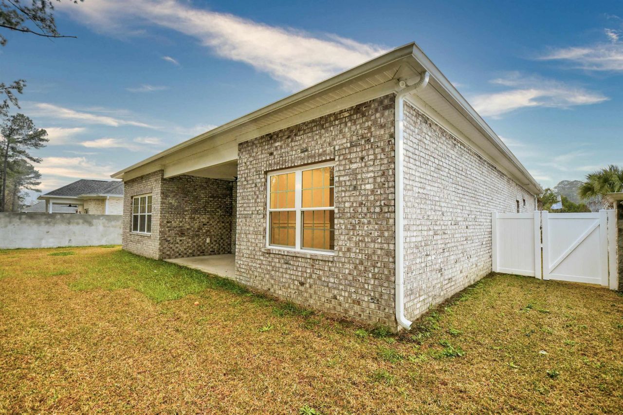 289 Waterfall Circle Photo 30