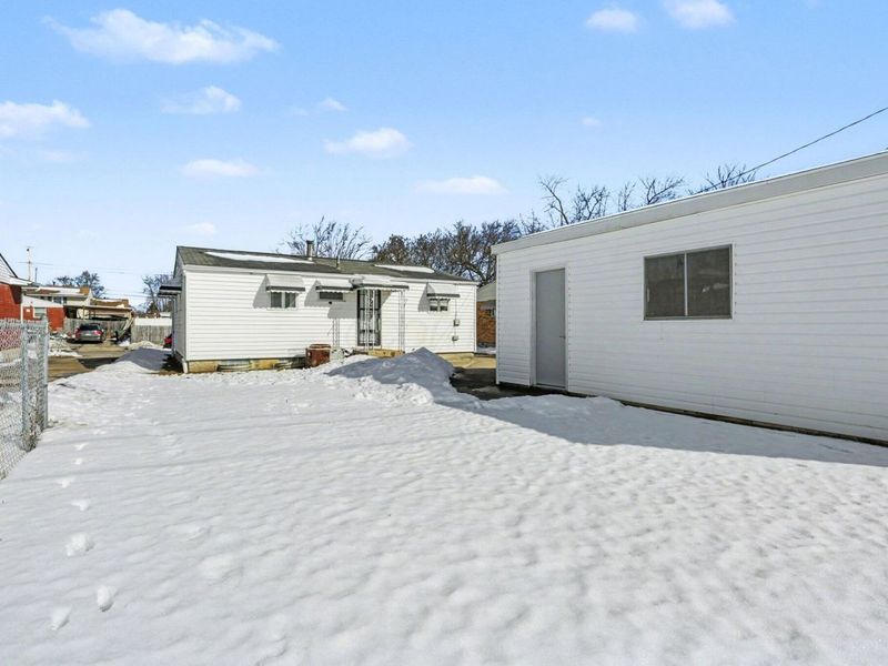 3977 Sexton Drive, Columbus, OH 43228 Photo 23