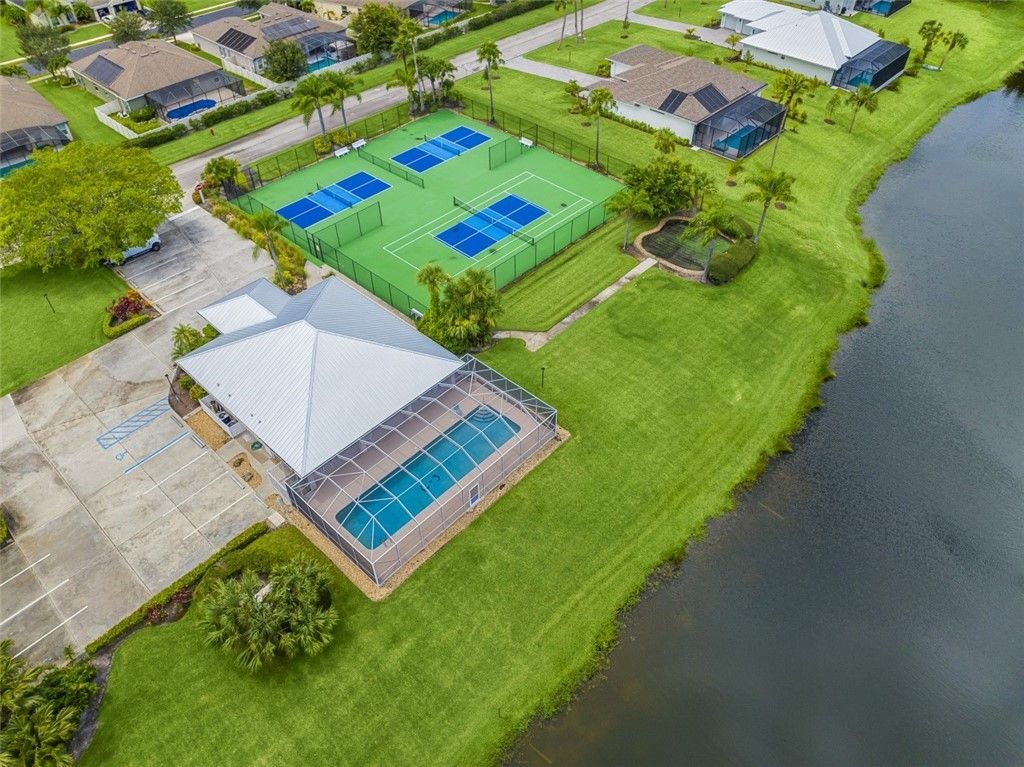 1510 Eagles Circle, Sebastian, FL 32958 Photo