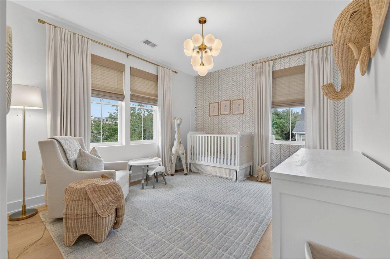 112 America Street Photo 15