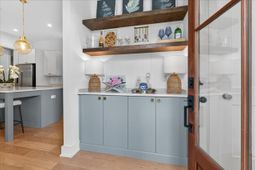 112 America Street photo 4