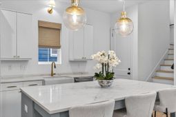 112 America Street photo 4