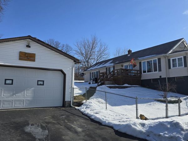 10 New York Avenue, Rensselaer, NY 12144