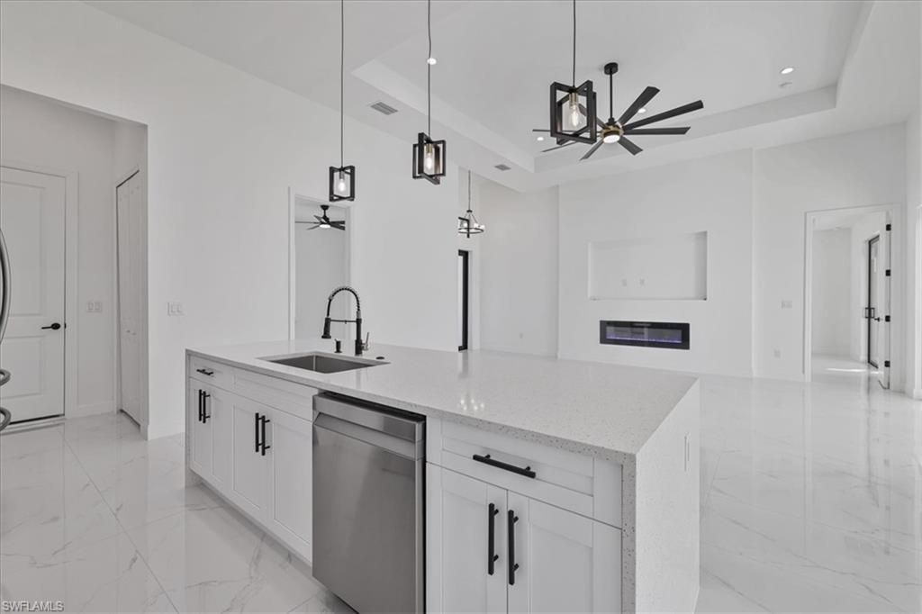 1310 NE 7th Pl, Cape Coral, FL 33909 Photo