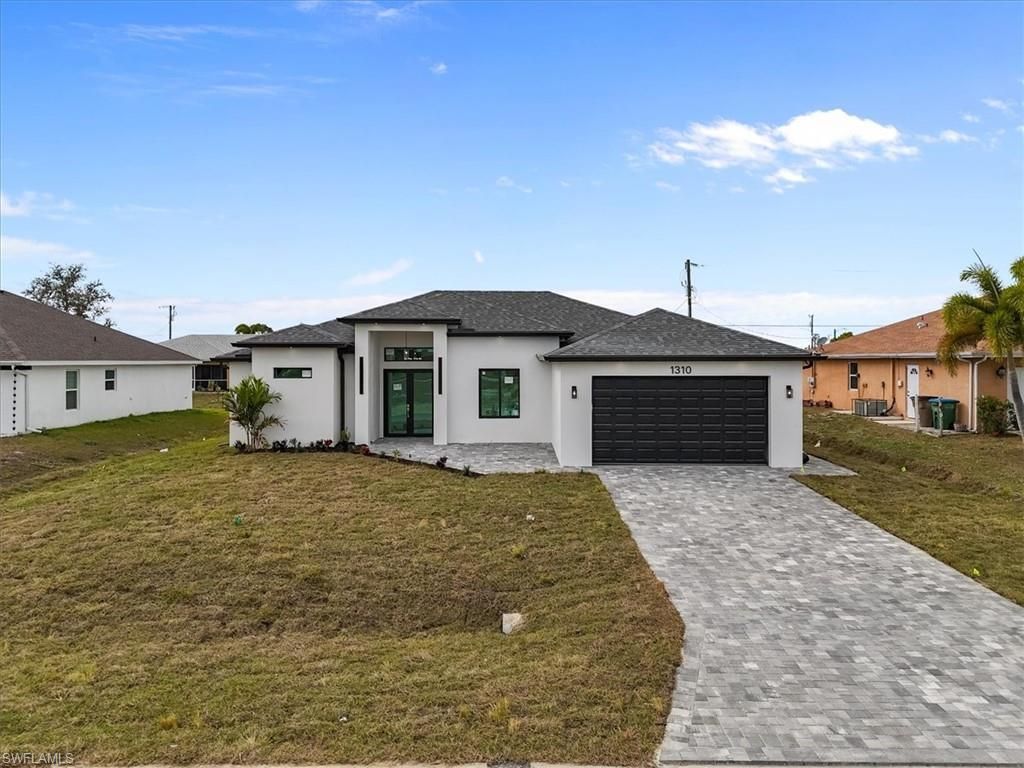 1310 NE 7th Pl, Cape Coral, FL 33909 Photo