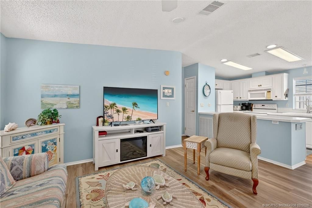 2115 Nettles Boulevard, Jensen Beach, FL 34957 Photo