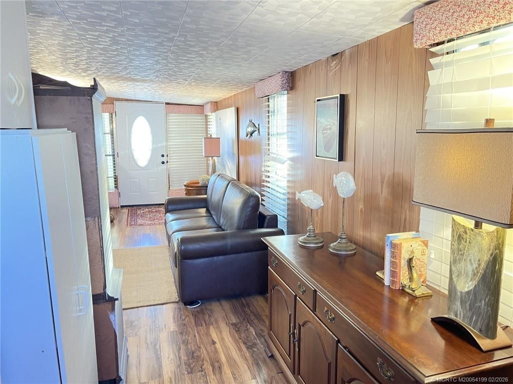 516 Nettles Boulevard, Jensen Beach, FL 34957 Photo