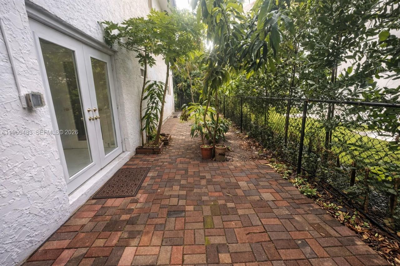3614 Anderson Rd, Coral Gables, FL 33134 Photo