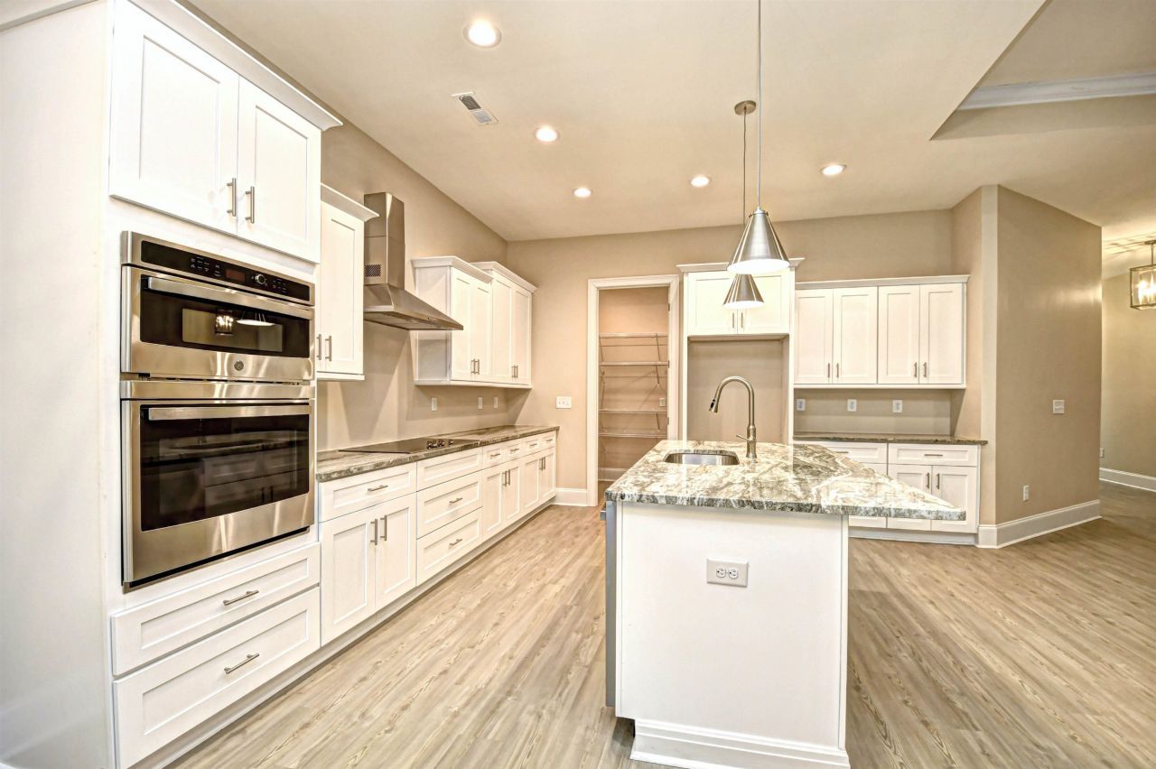 293 Waterfall Circle Photo 10