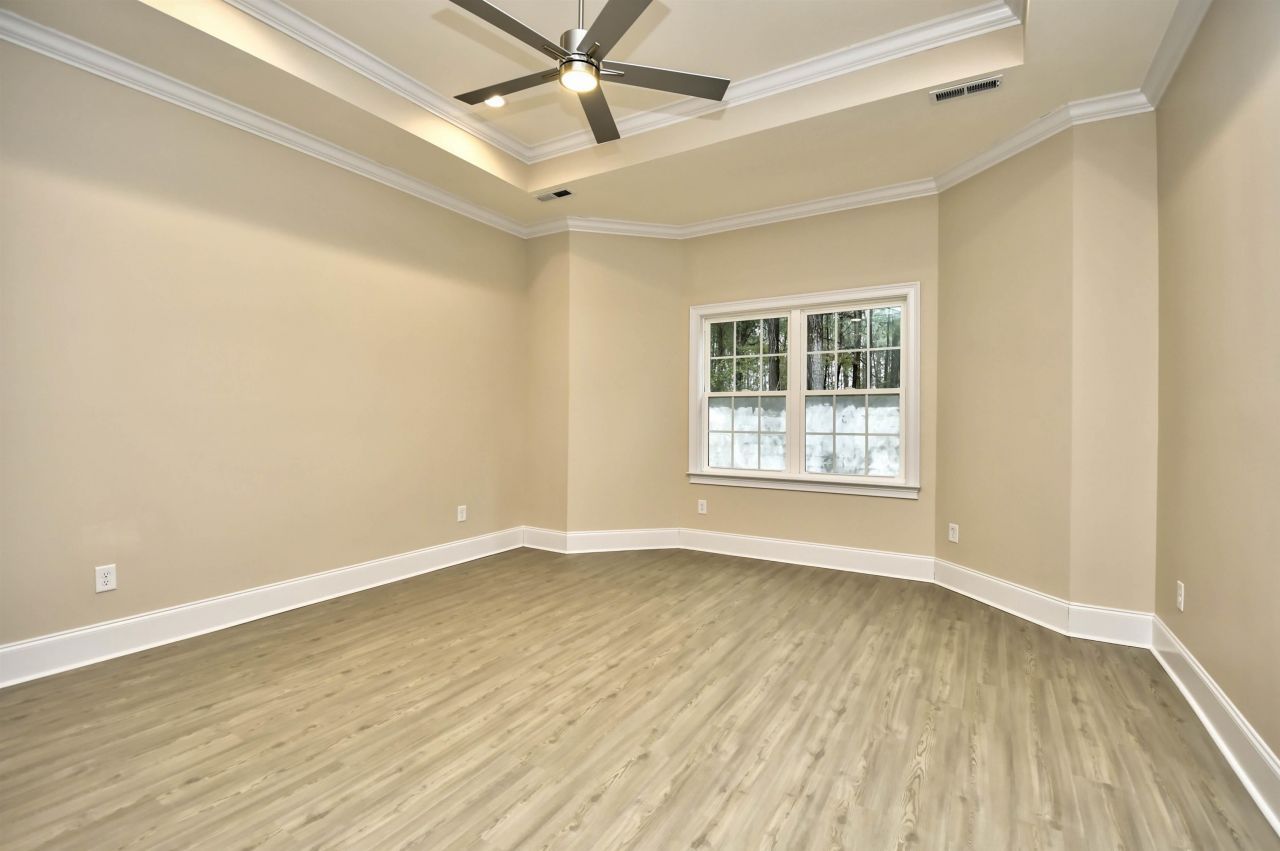 293 Waterfall Circle Photo 14