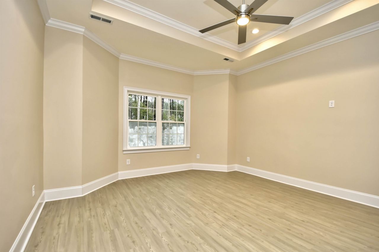 293 Waterfall Circle Photo 15