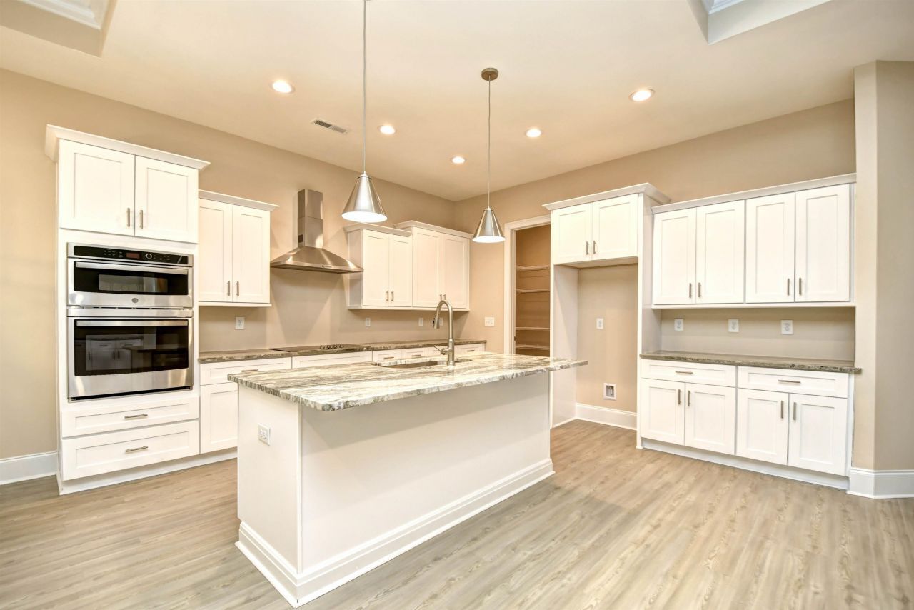 293 Waterfall Circle Photo 9