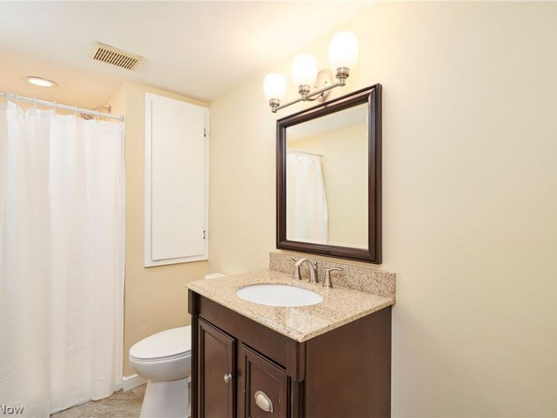 2099 Pinebrook Trail, Cuyahoga Falls, OH 44223 Photo 12