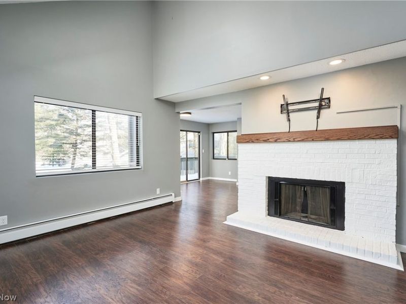 2099 Pinebrook Trail, Cuyahoga Falls, OH 44223 Photo 4