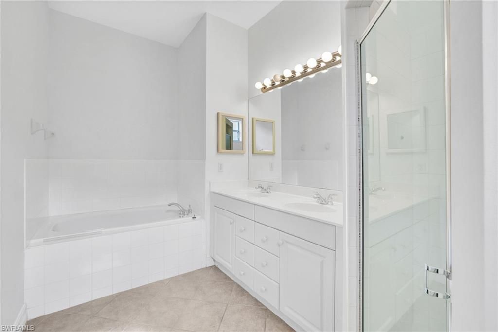 8206 Sanctuary Dr, Unit 1, Naples, FL 34104 Photo