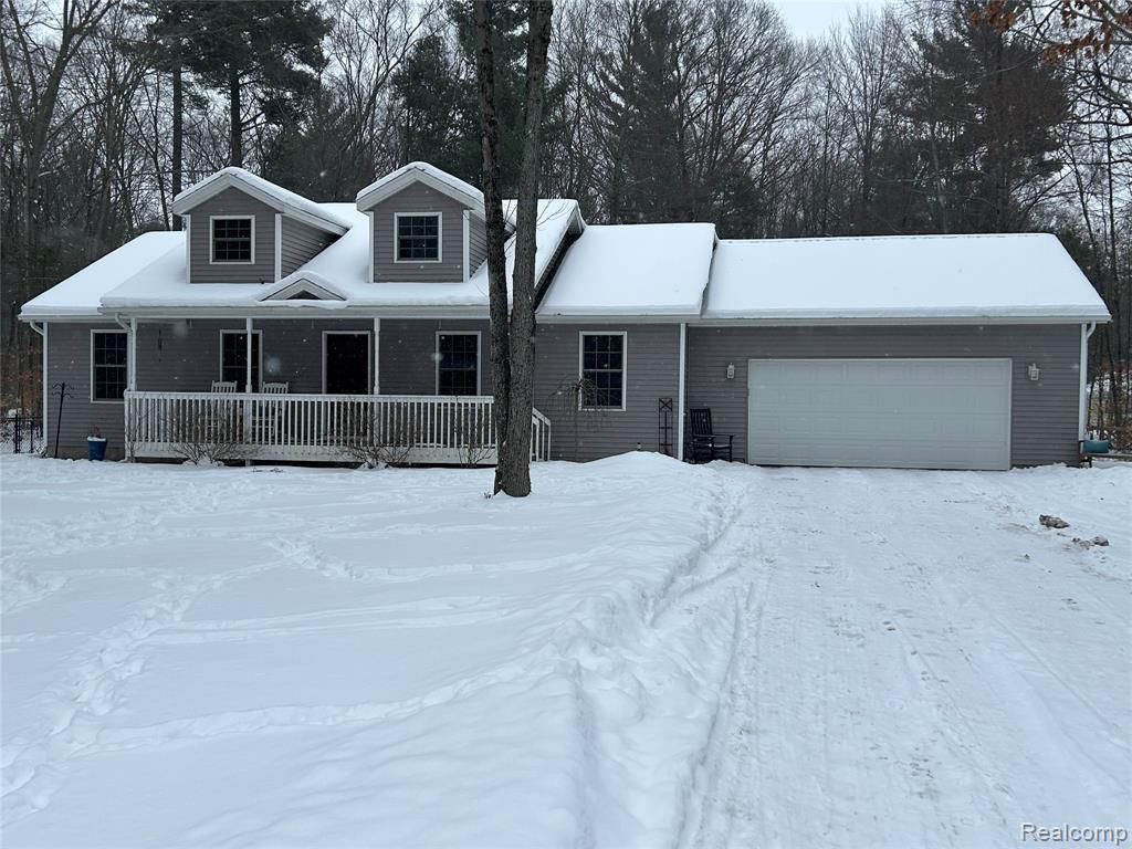 9642 Hummingbird Ct, Reynolds Township, MI 49329 Main Photo