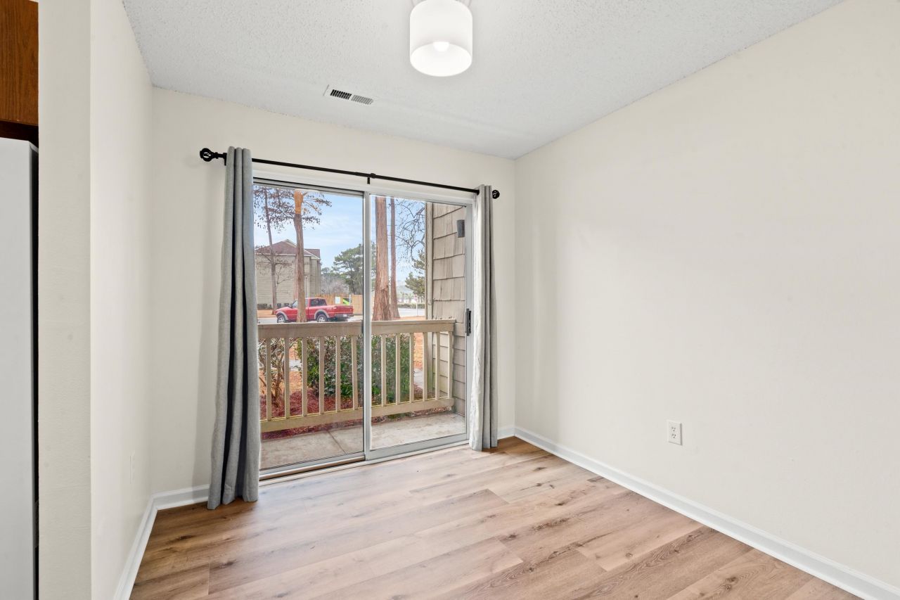 425 Myrtle Greens Dr. Photo 7