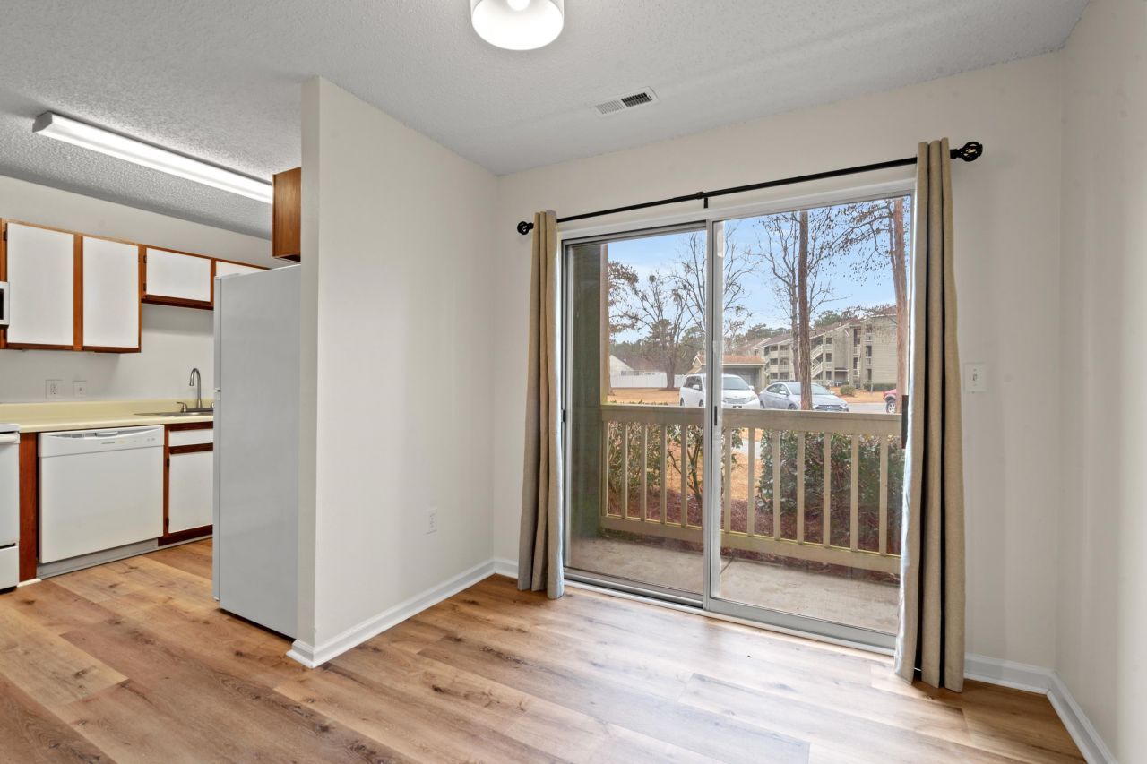 425 Myrtle Greens Dr. Photo 8