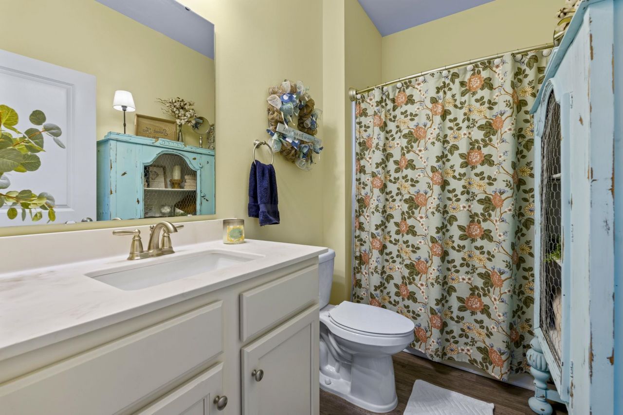 413 Accord St. Photo 8