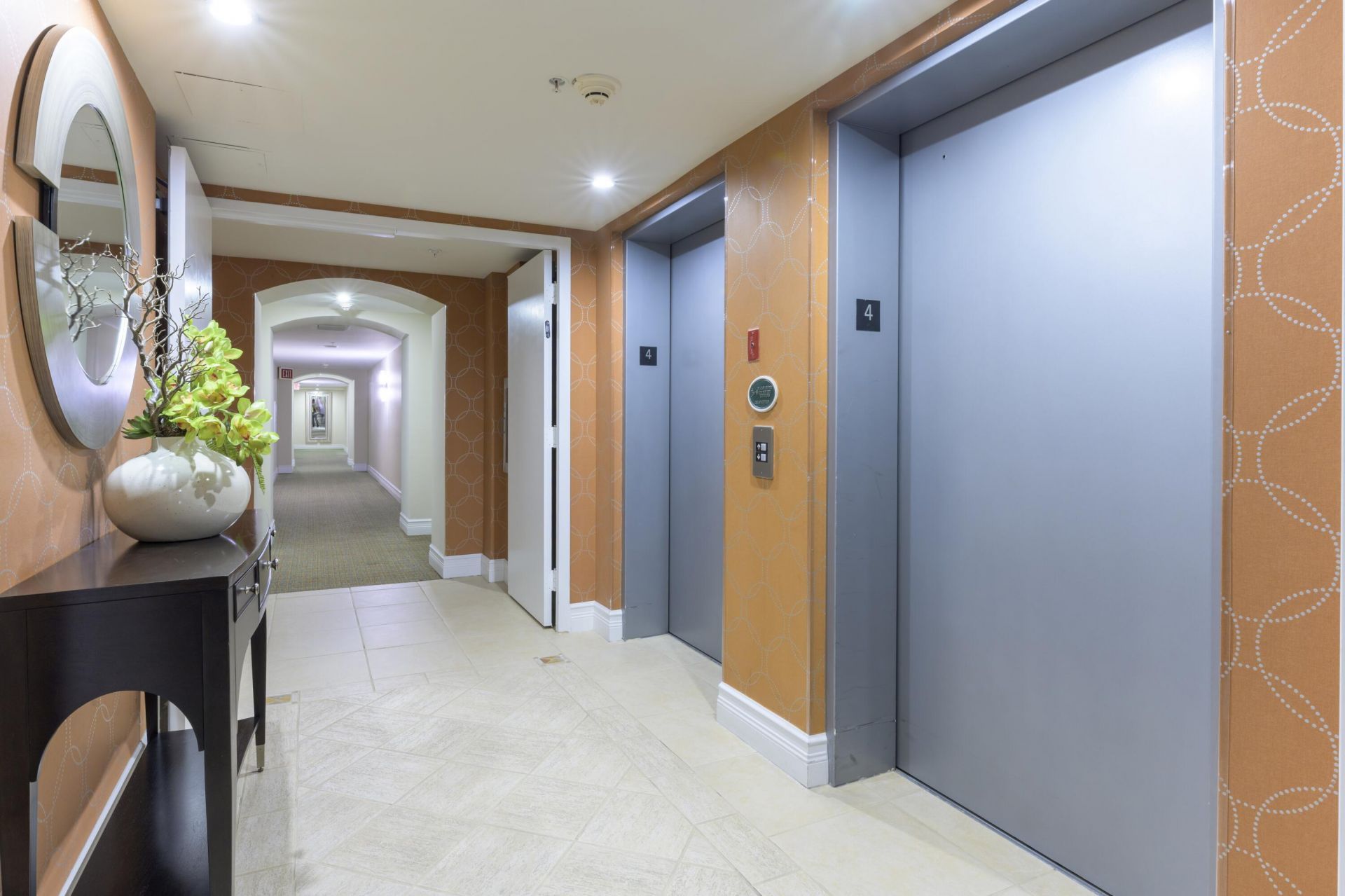 651 Okeechobee Boulevard, Unit 309, West Palm Beach, FL 33401 Photo