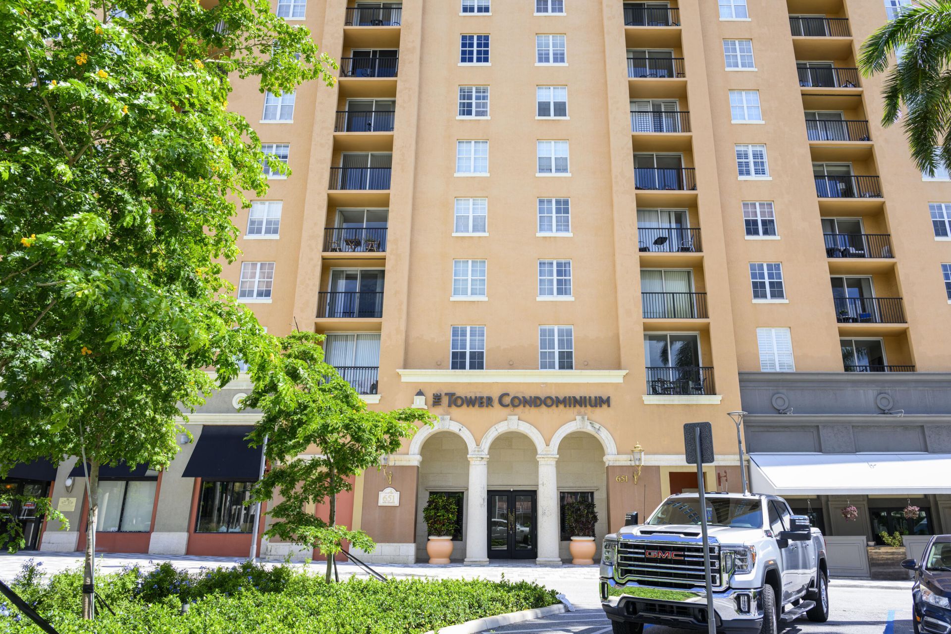 651 Okeechobee Boulevard, Unit 309, West Palm Beach, FL 33401 Photo