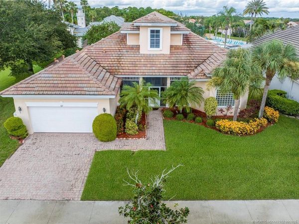 127 NW Magnolia Lakes Boulevard, Port Saint Lucie, FL 34986