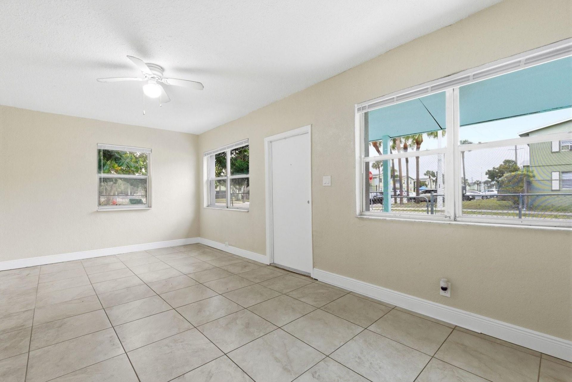 842 NW 25th Avenue, Fort Lauderdale, FL 33311 Photo