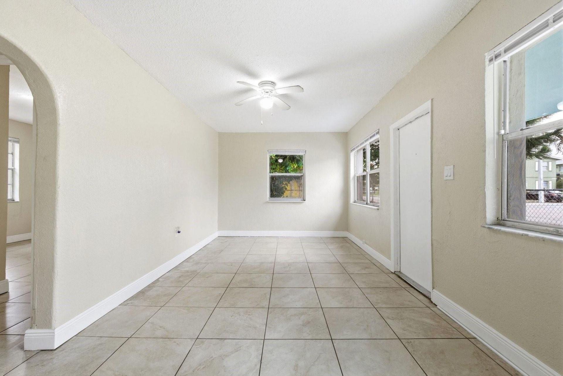 842 NW 25th Avenue, Fort Lauderdale, FL 33311 Photo