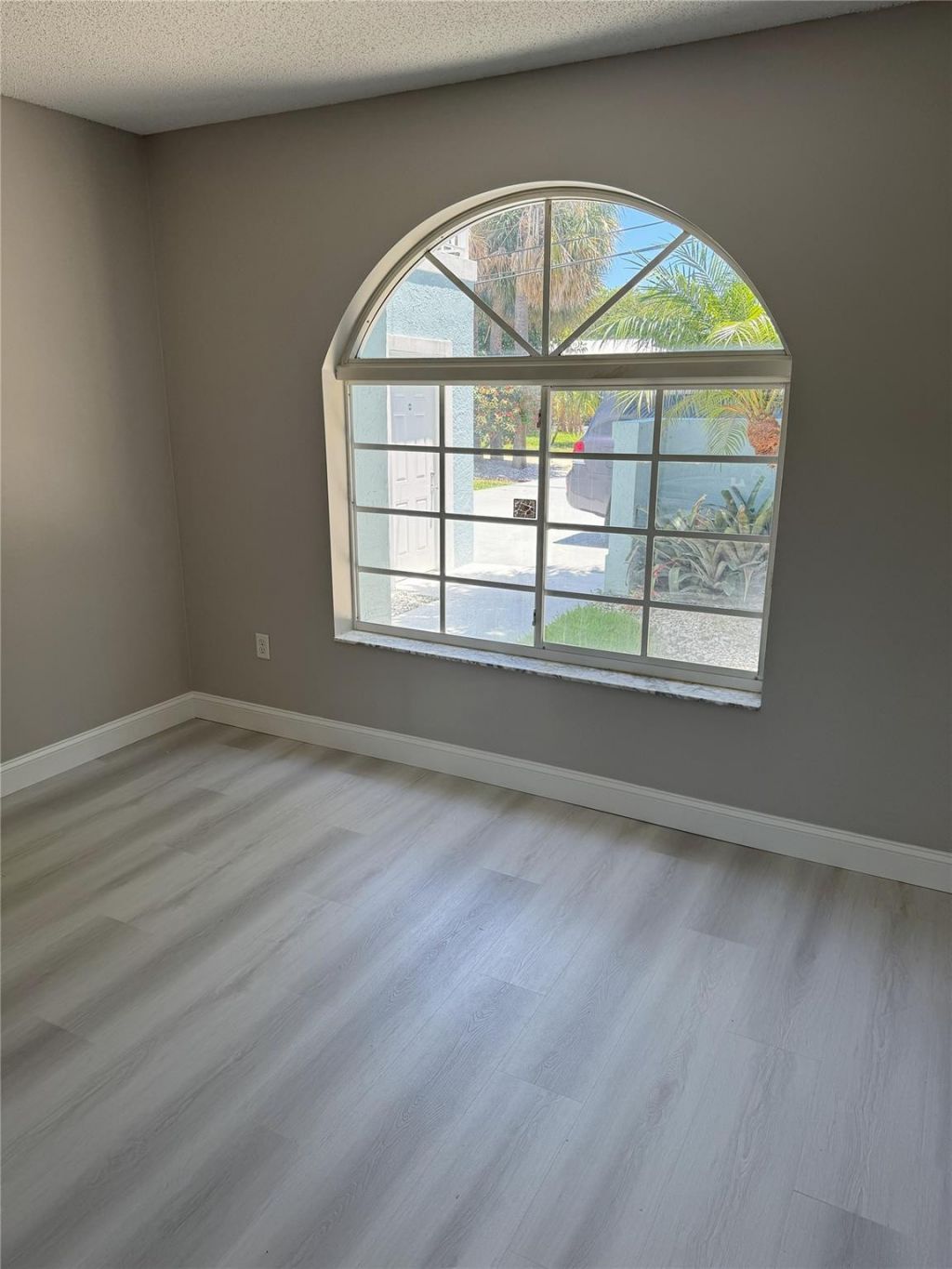 2731 NE 28th Court, Unit 3, Lighthouse Point, FL 33064 Photo