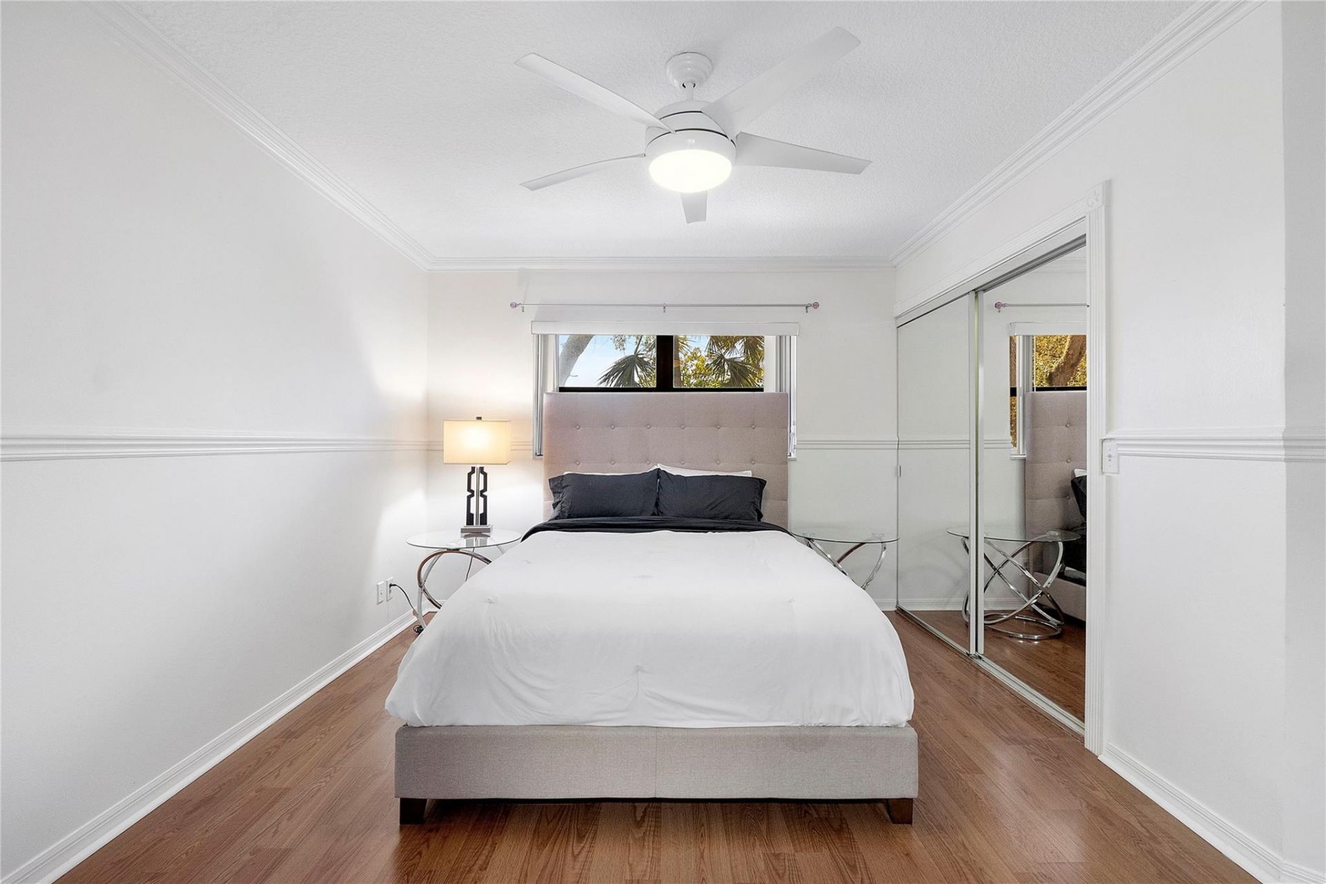 3406 Emerald Oaks Drive, Unit 804, Hollywood, FL 33021 Photo