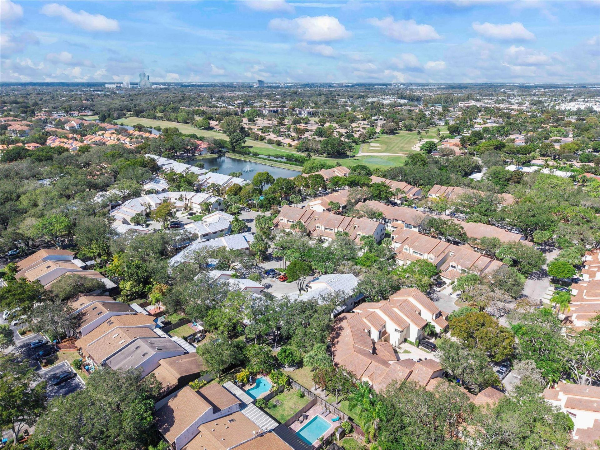 3406 Emerald Oaks Drive, Unit 804, Hollywood, FL 33021 Photo