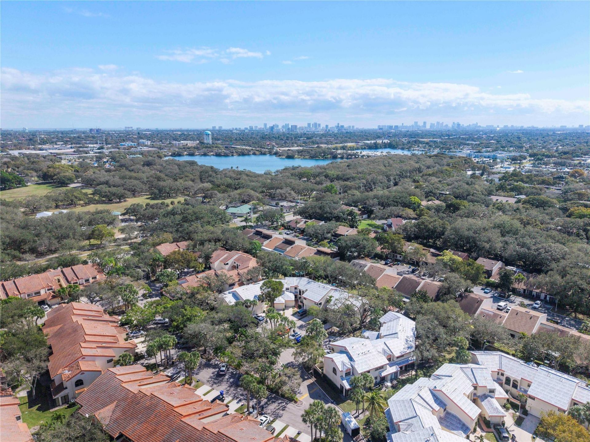 3406 Emerald Oaks Drive, Unit 804, Hollywood, FL 33021 Photo