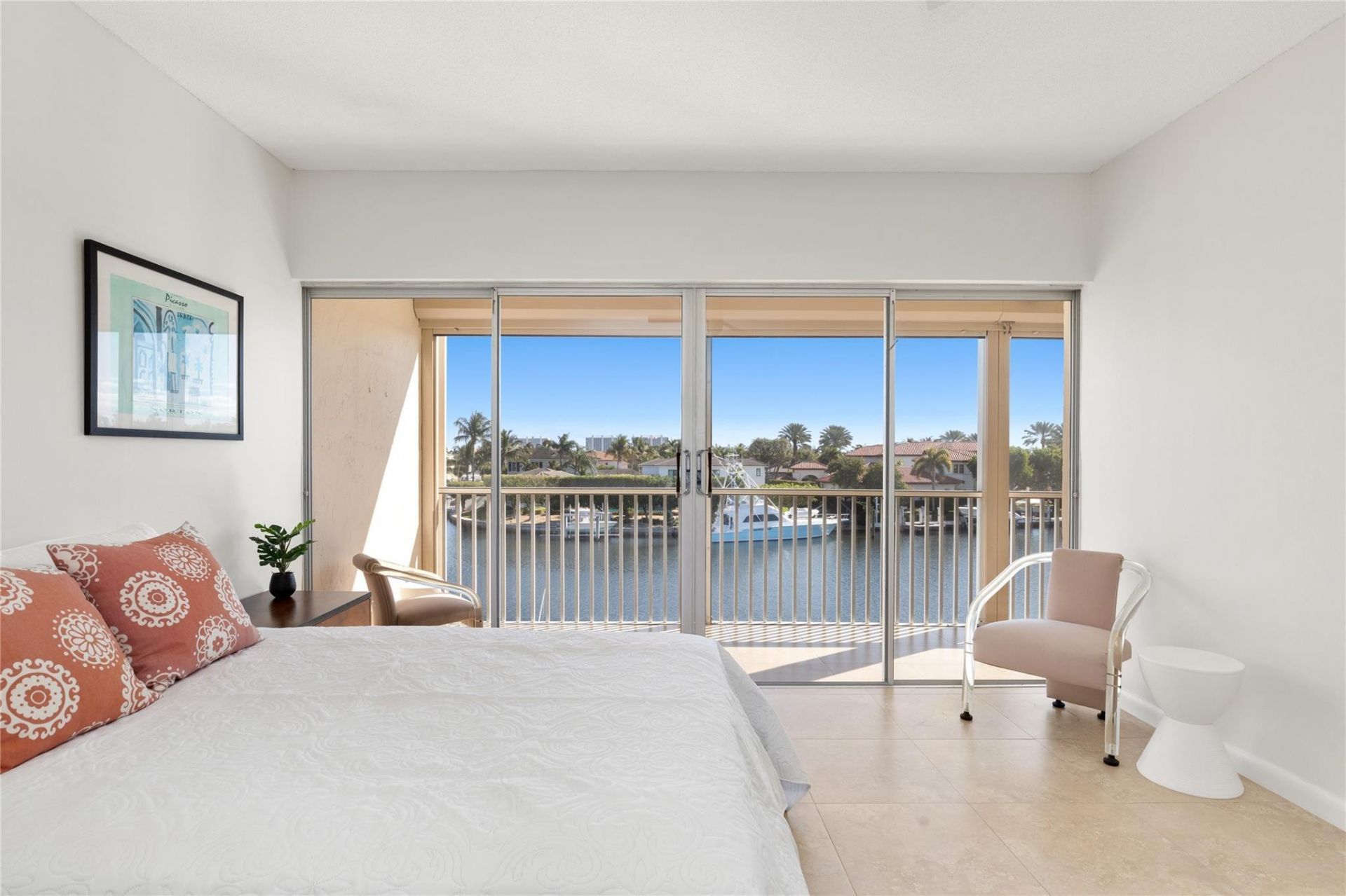 390 N Federal Highway, Unit 301, Deerfield Beach, FL 33441 Photo