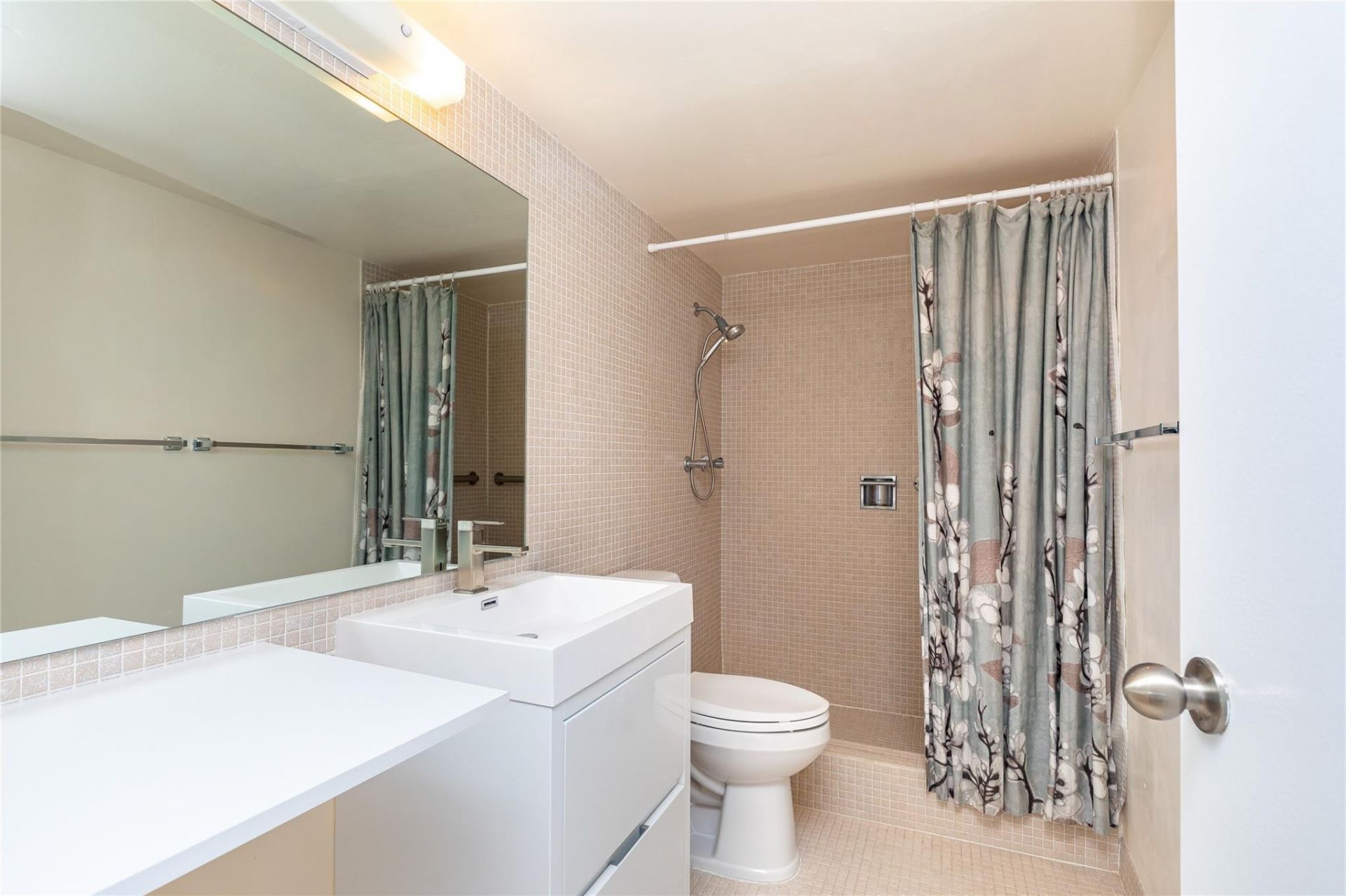 390 N Federal Highway, Unit 301, Deerfield Beach, FL 33441 Photo