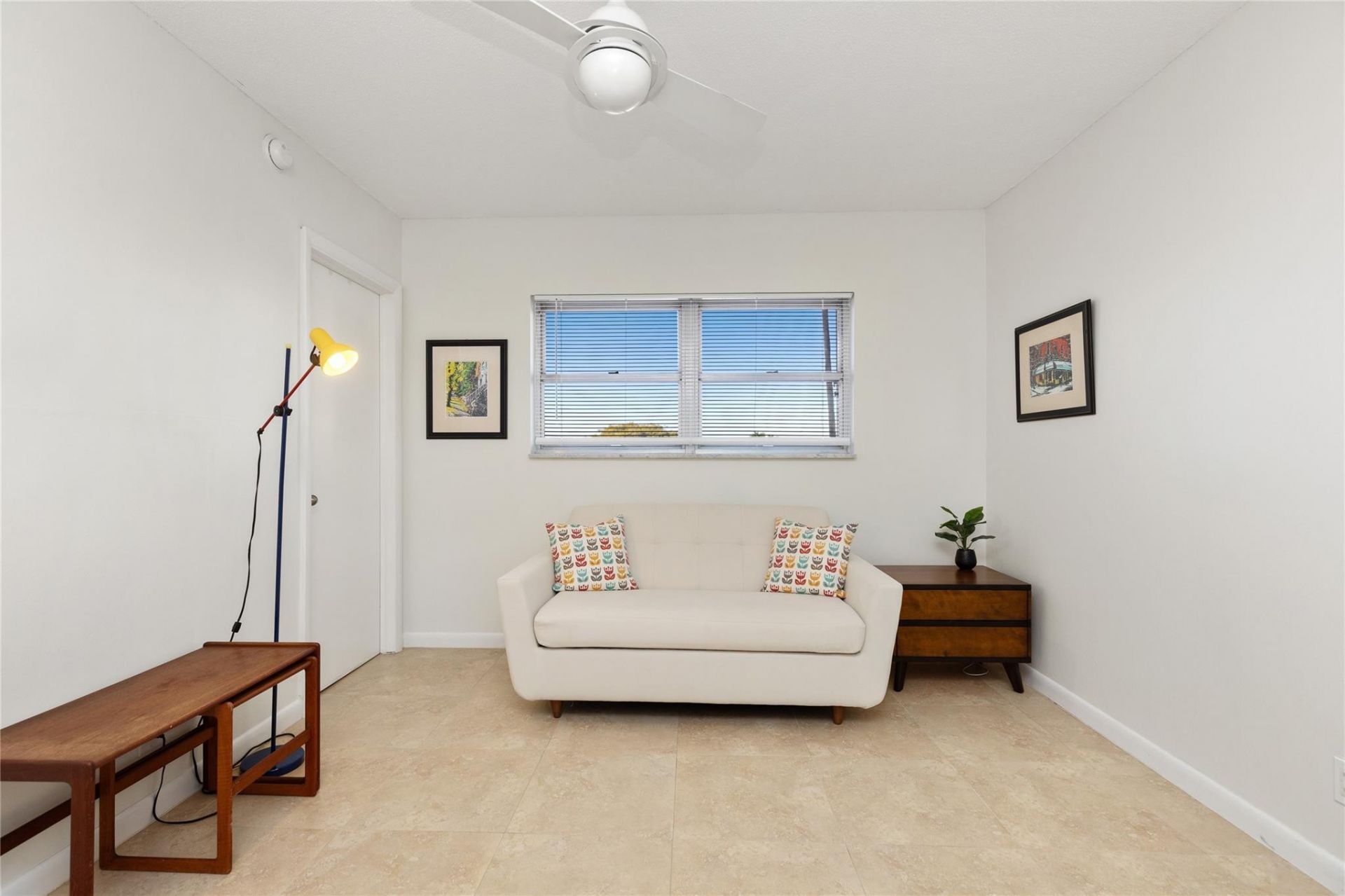 390 N Federal Highway, Unit 301, Deerfield Beach, FL 33441 Photo