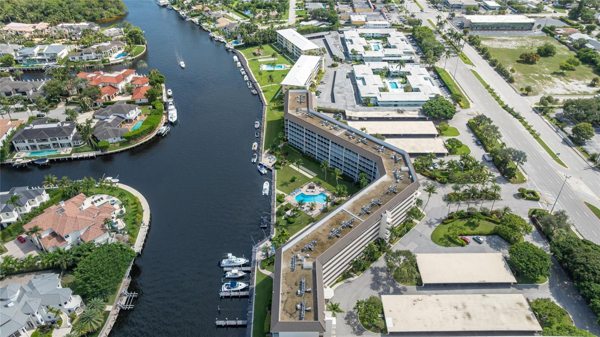 390 N Federal Highway, Unit 301, Deerfield Beach, FL 33441 Photo