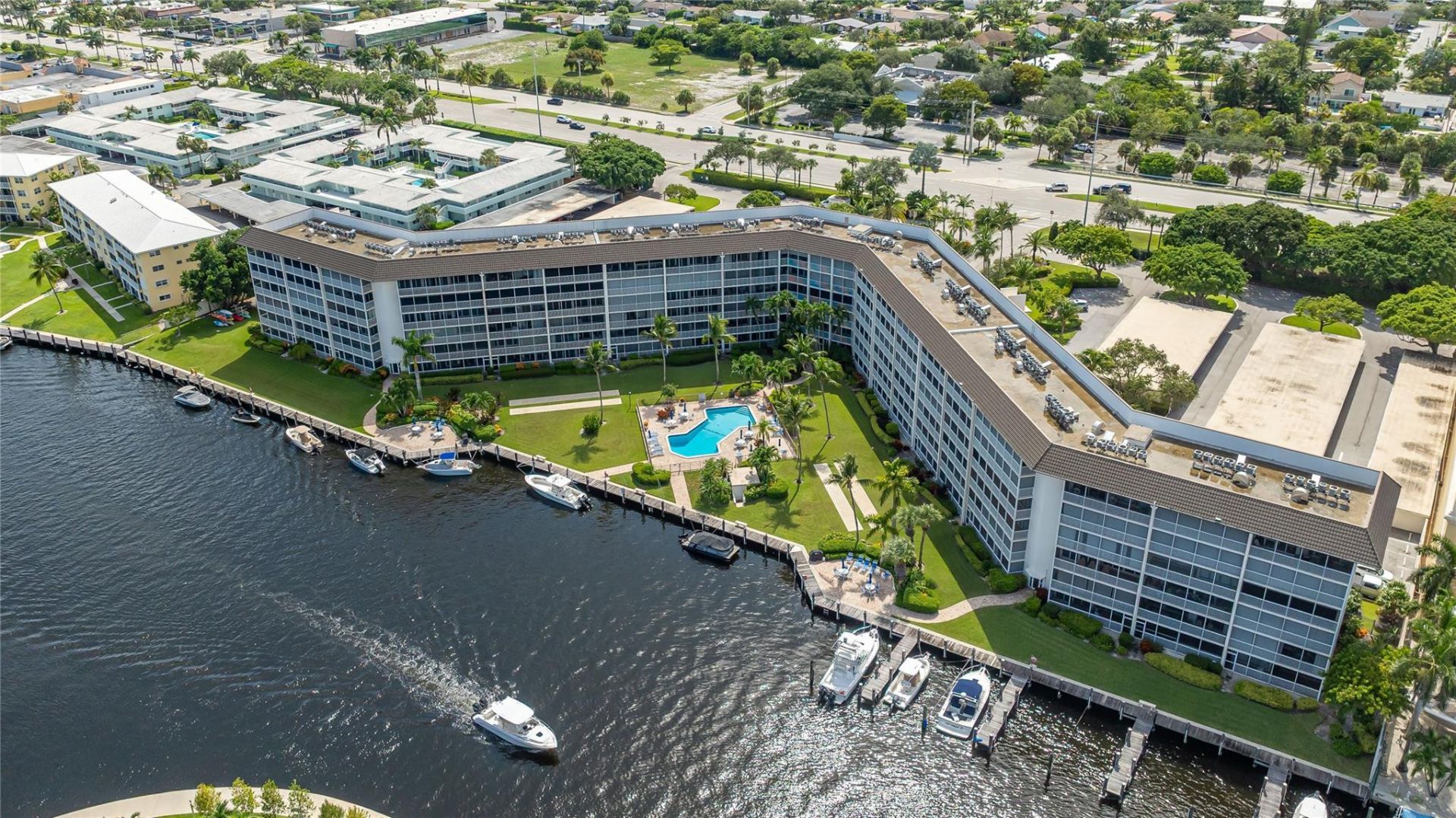 390 N Federal Highway, Unit 301, Deerfield Beach, FL 33441 Photo