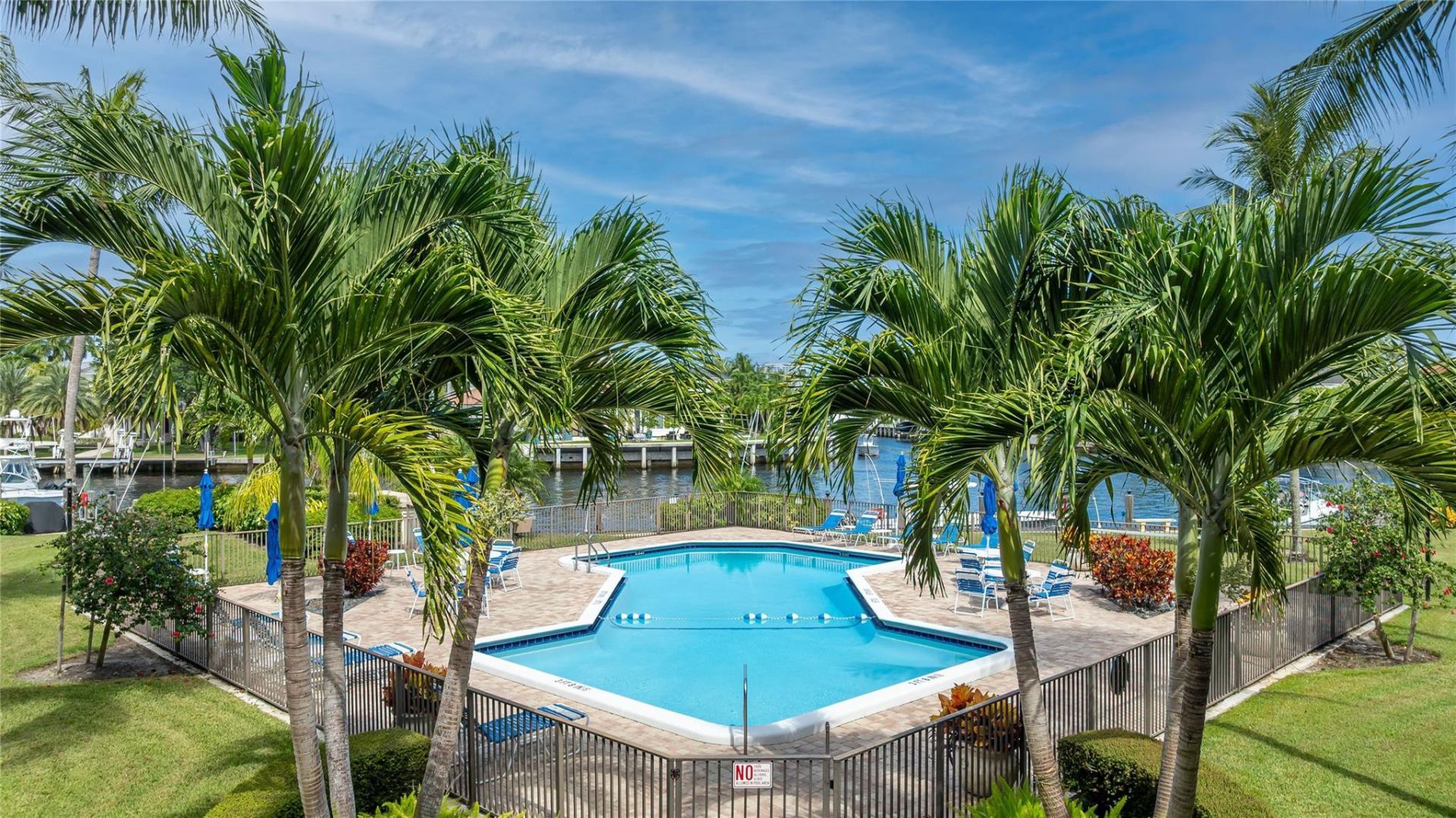 390 N Federal Highway, Unit 301, Deerfield Beach, FL 33441 Photo