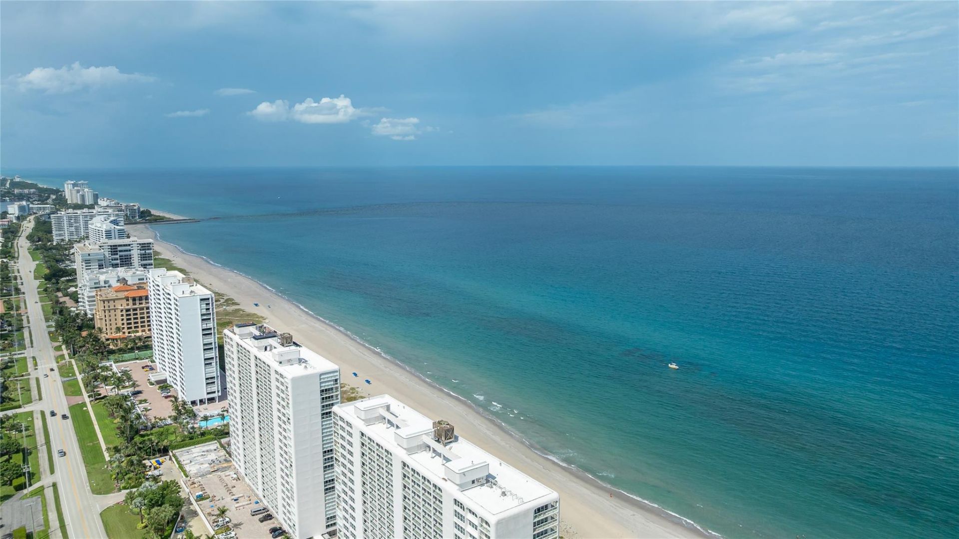 390 N Federal Highway, Unit 301, Deerfield Beach, FL 33441 Photo