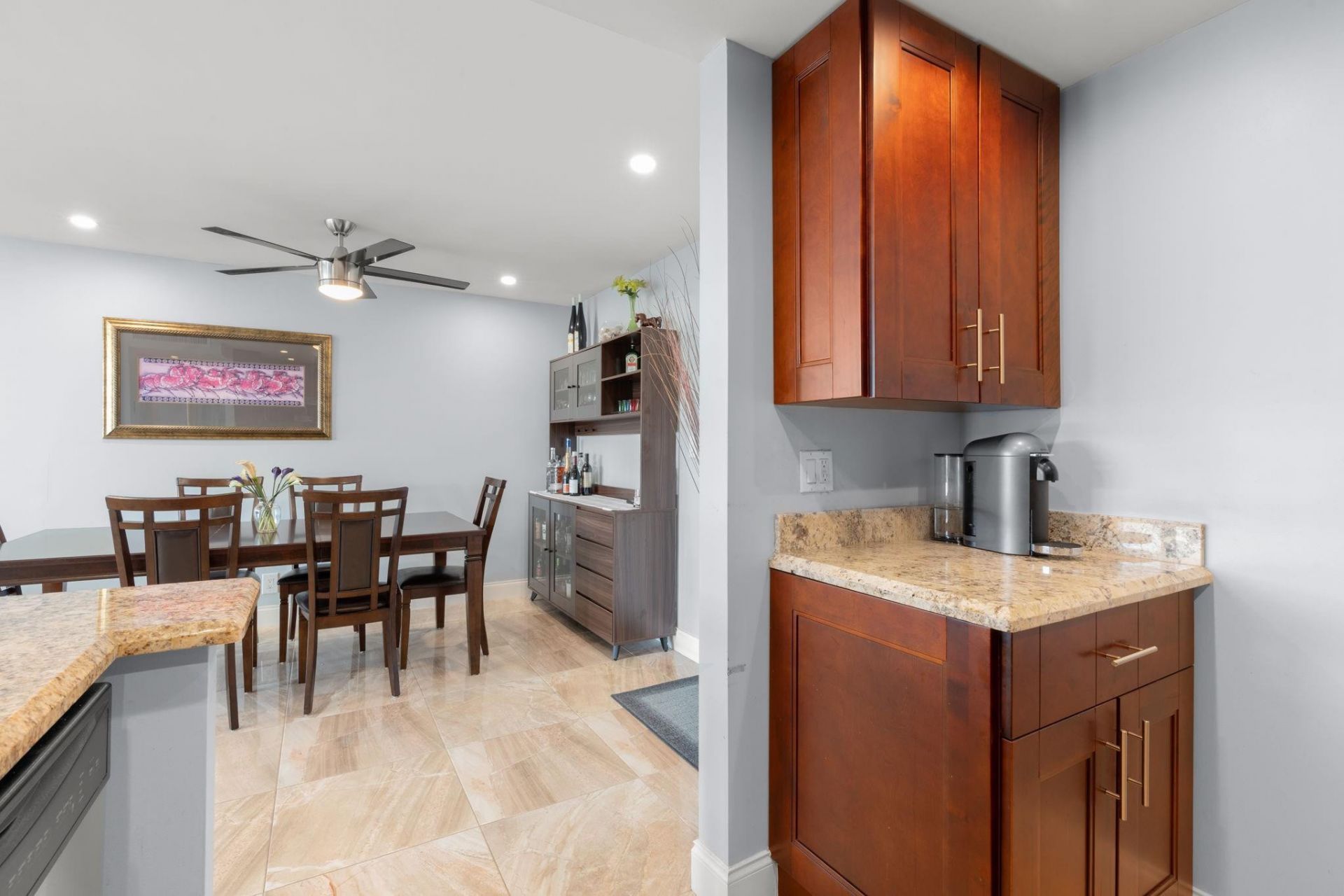 301 N Ocean Boulevard, Unit 1104, Pompano Beach, FL 33062 Photo