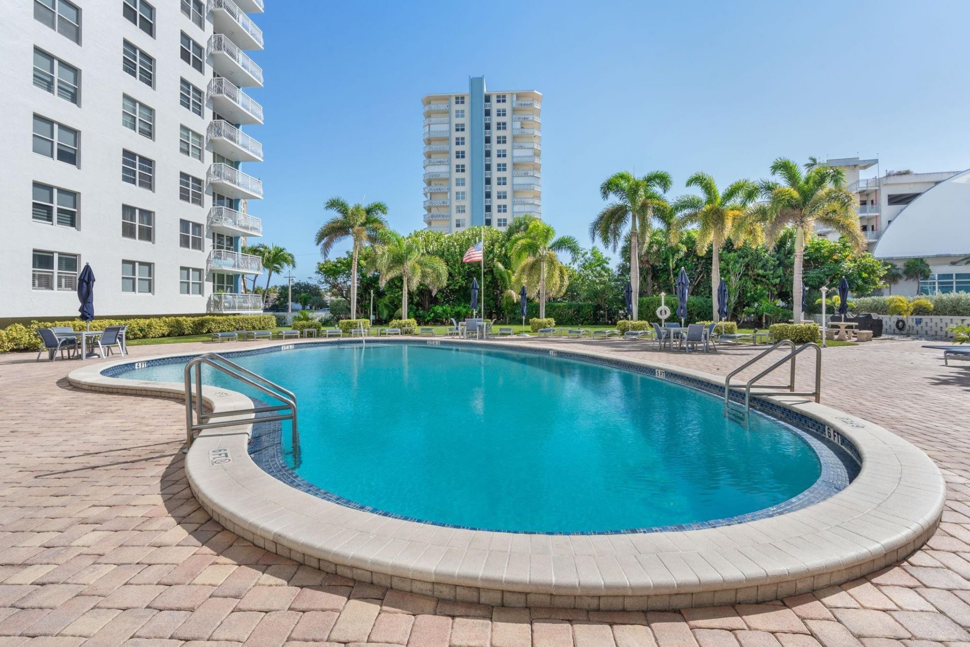 301 N Ocean Boulevard, Unit 1104, Pompano Beach, FL 33062 Photo
